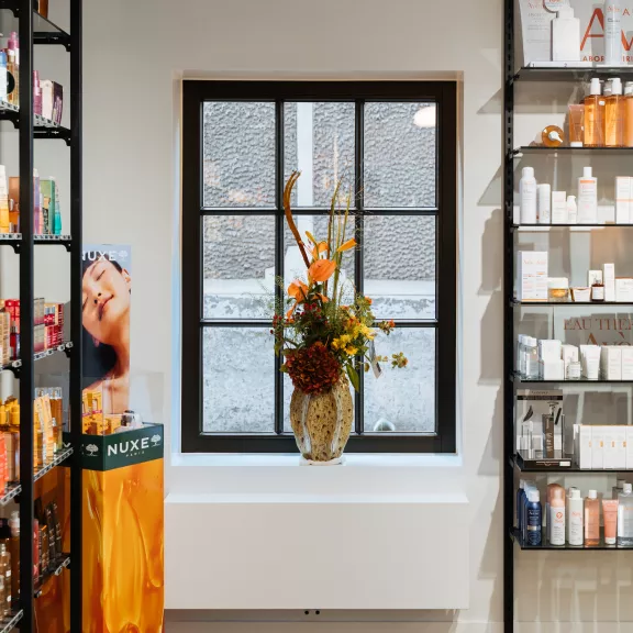 Apotheek Eeklo renovatie Den Blauwen Xavier