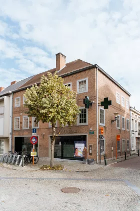 Apotheek Eeklo renovatie Den Blauwen Xavier
